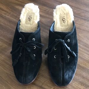UGG Molly Slip On Size 8.5